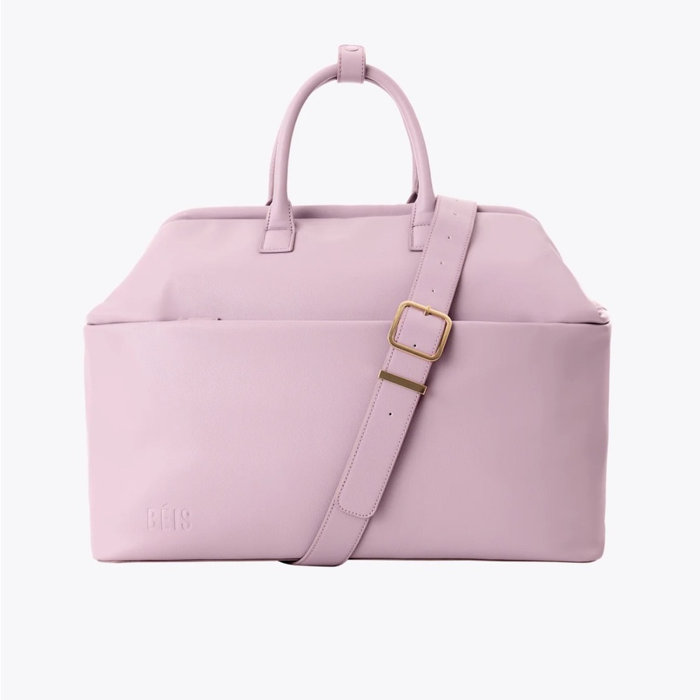 BUNDLE Beis X Wicked Pink weekender and toiletry set sold out!